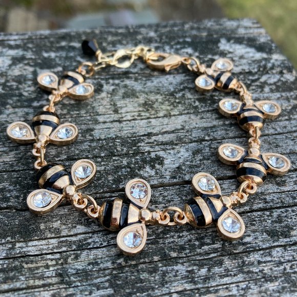 Gold Tone Crystal & Enamel Bumble Bee Bracelet NEW - Picture 1 of 3